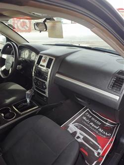 کرایسلەر 300